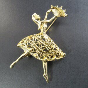 VINTAGE FILIGREE GOLD TONE BROOCH PIN BALLERINA (BR31)